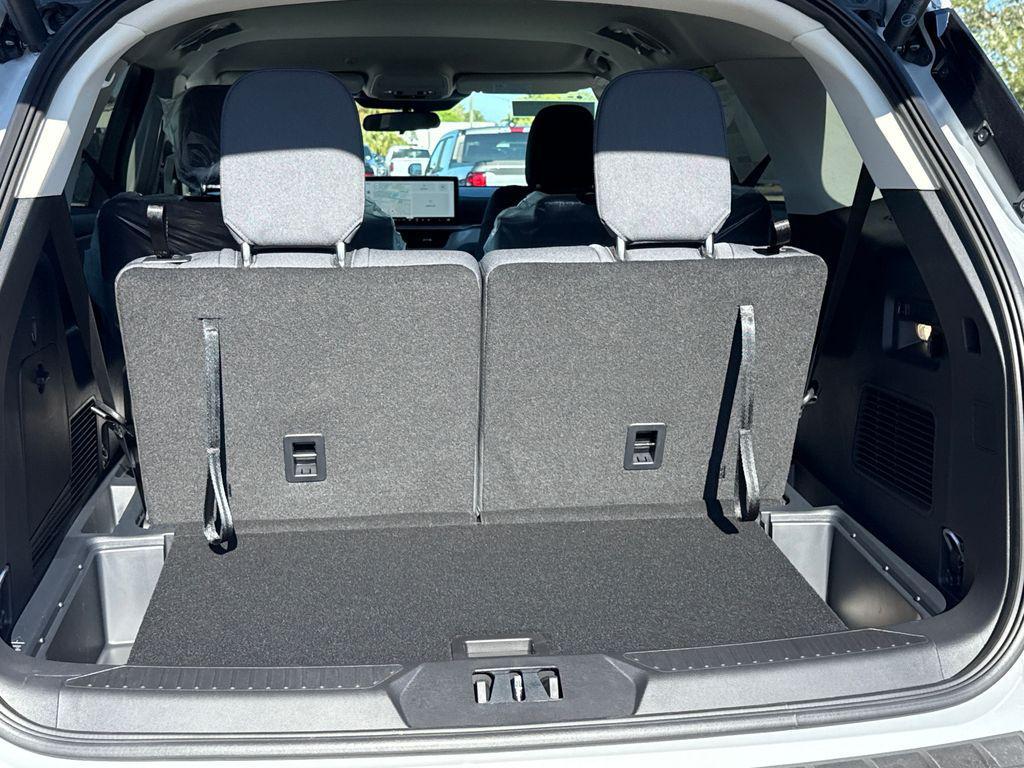 new 2025 Ford Explorer car, priced at $39,410