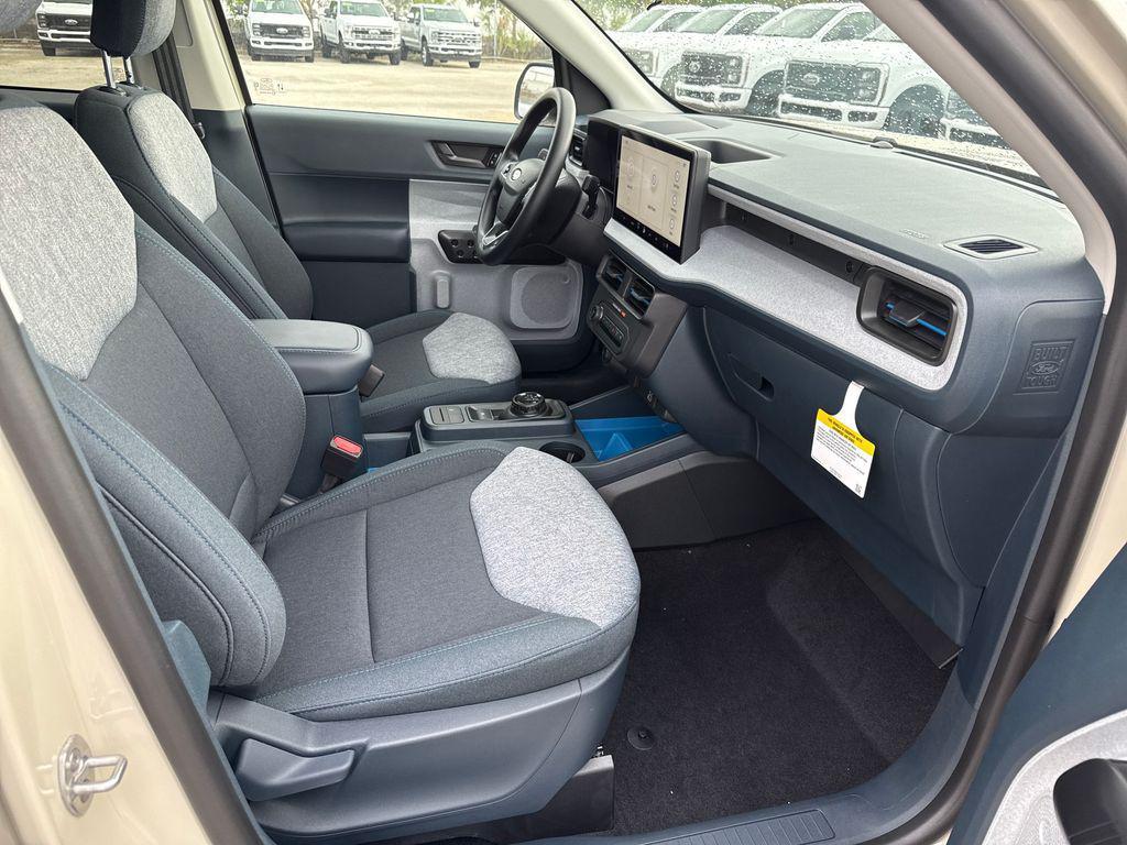 new 2025 Ford Maverick car, priced at $32,271
