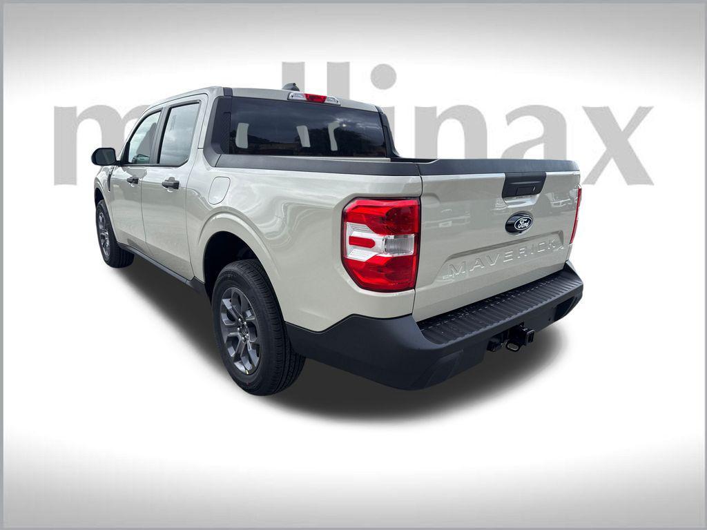 new 2025 Ford Maverick car, priced at $32,271