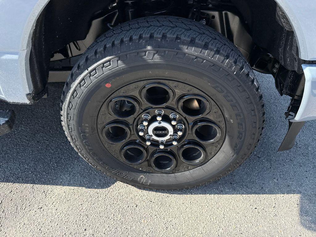 new 2025 Ford F-250 car, priced at $85,221