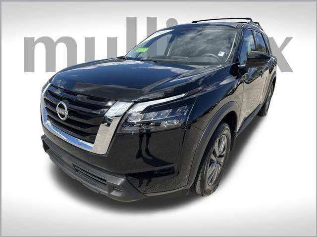 used 2024 Nissan Pathfinder car, priced at $31,900