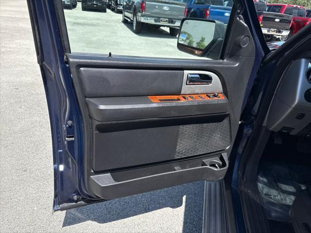 used 2007 Ford Expedition car, priced at $6,900