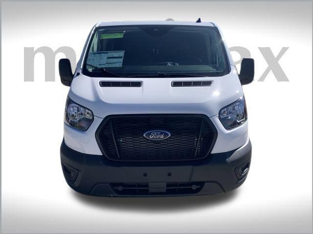 new 2024 Ford Transit-250 car
