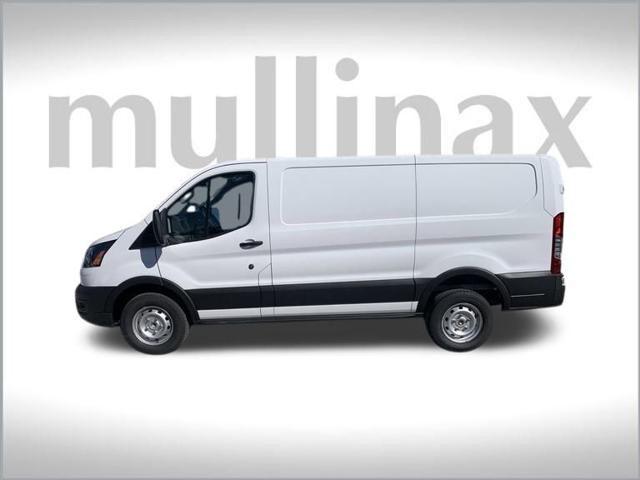 new 2024 Ford Transit-250 car
