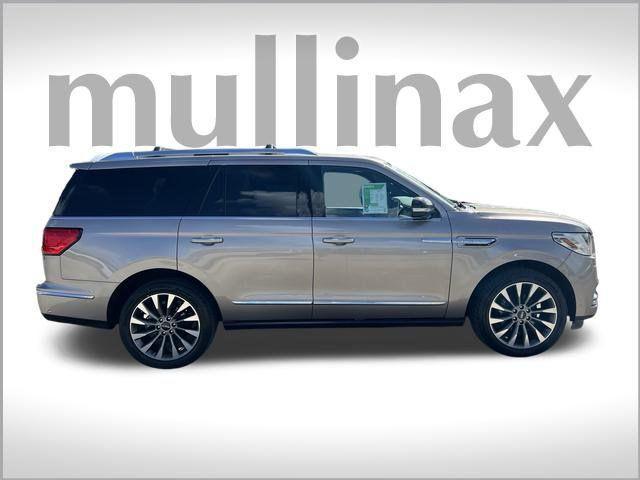 used 2020 Lincoln Navigator car, priced at $46,900