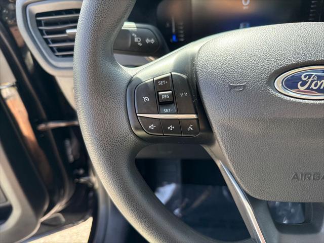 used 2023 Ford Escape car, priced at $22,900