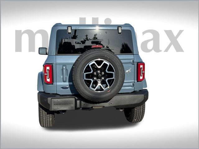 new 2025 Ford Bronco car, priced at $51,413