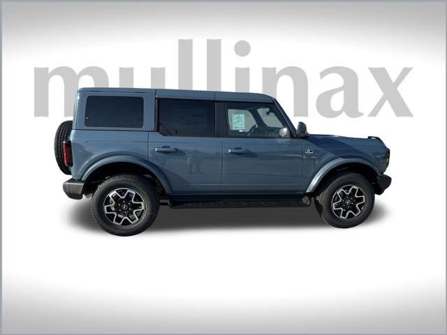 new 2025 Ford Bronco car, priced at $51,413