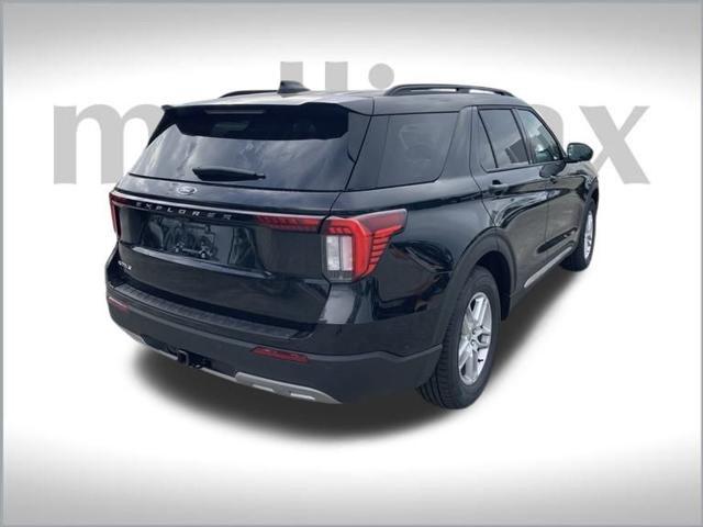 new 2025 Ford Explorer car, priced at $40,422