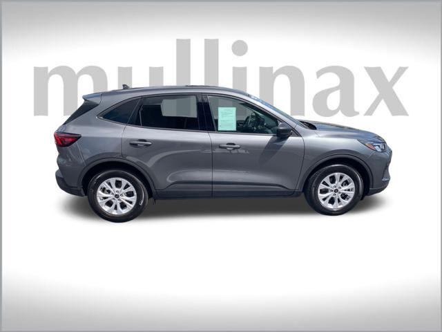 new 2025 Ford Escape car, priced at $26,002