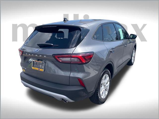 new 2025 Ford Escape car, priced at $26,002