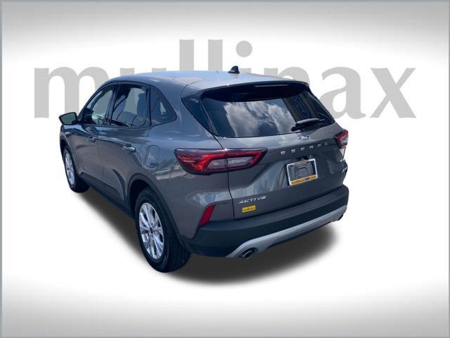 new 2025 Ford Escape car, priced at $26,002