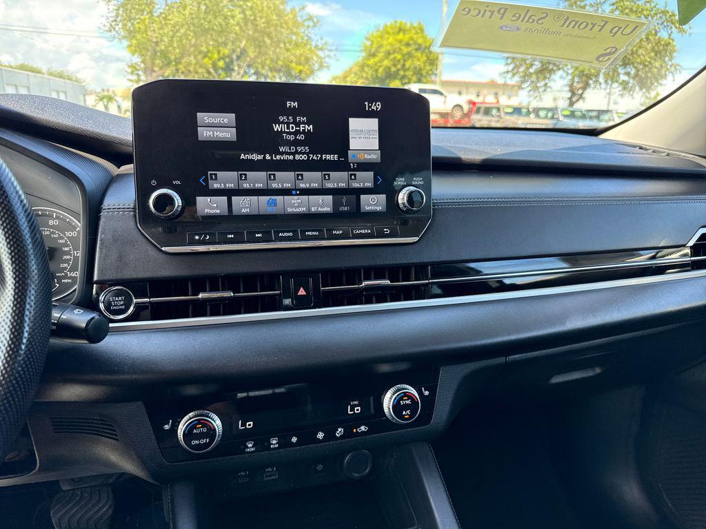 used 2022 Mitsubishi Outlander car, priced at $18,901