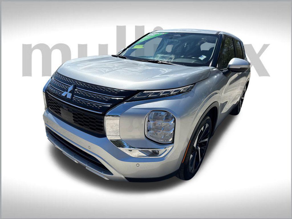 used 2022 Mitsubishi Outlander car, priced at $18,901