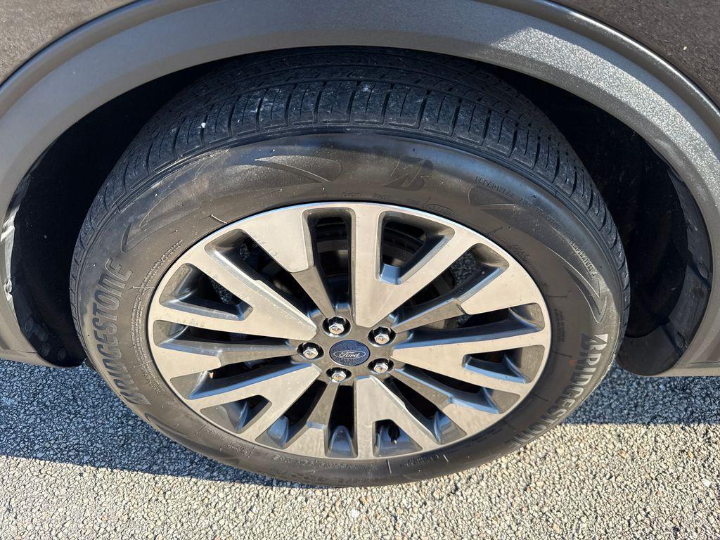 used 2020 Ford Escape car, priced at $22,900