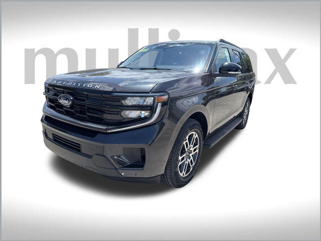 new 2025 Ford Expedition car, priced at $66,161