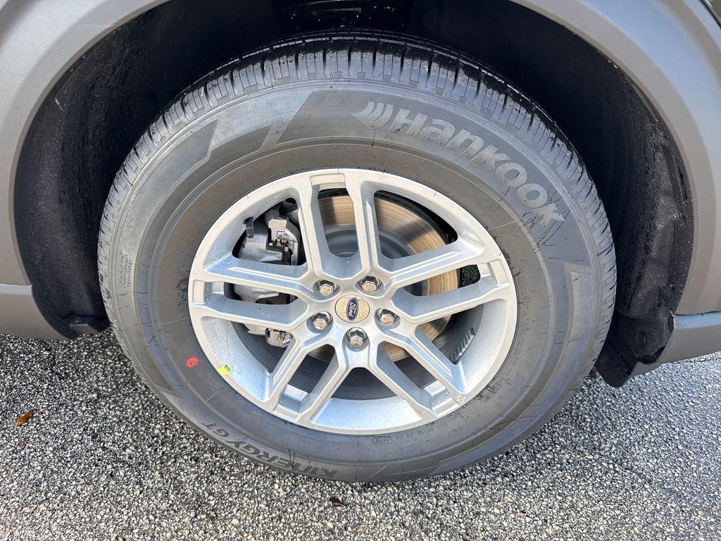 new 2026 Ford Explorer car, priced at $41,424
