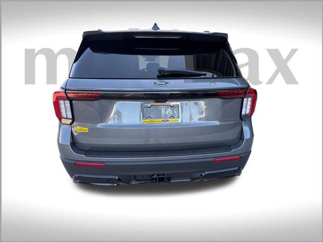 new 2025 Ford Explorer car, priced at $43,677