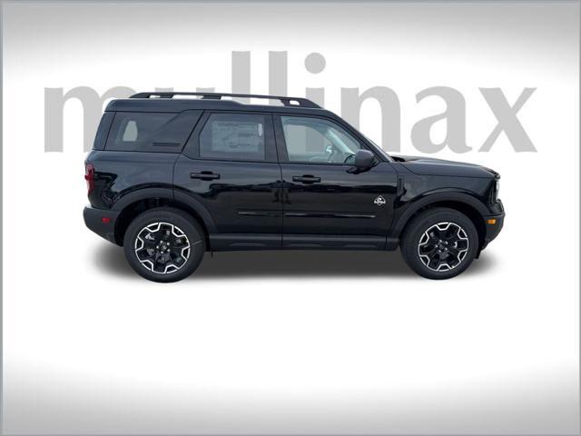 new 2025 Ford Bronco Sport car, priced at $39,356