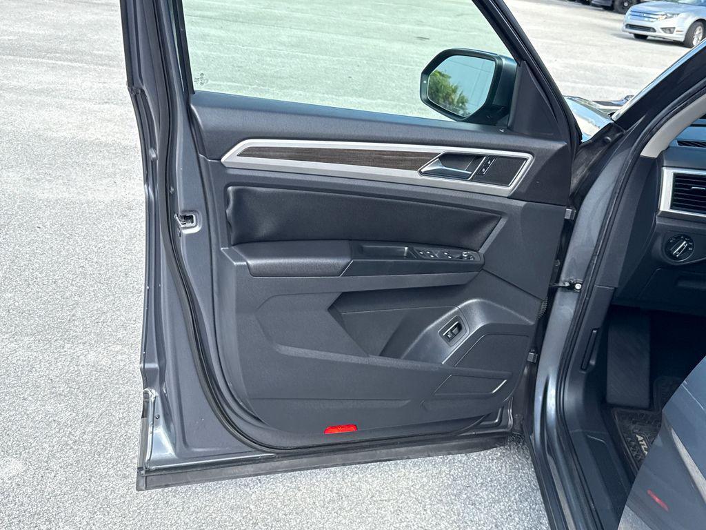 used 2018 Volkswagen Atlas car, priced at $13,900