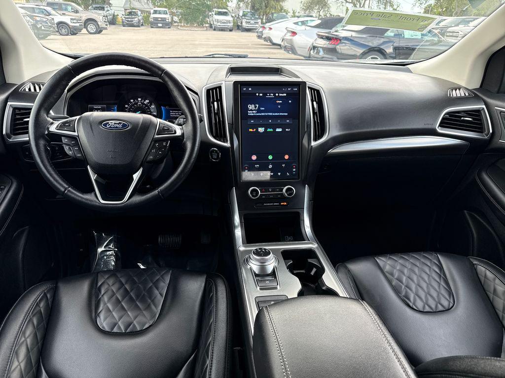 used 2024 Ford Edge car, priced at $27,900