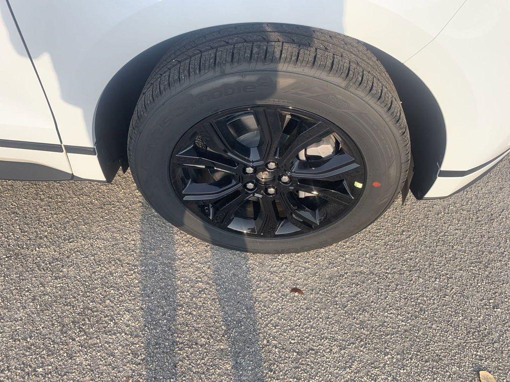 new 2024 Ford Edge car, priced at $33,355
