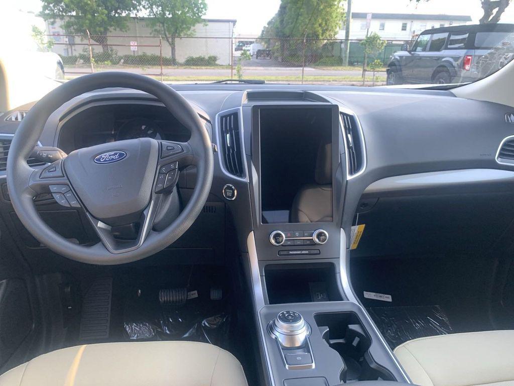 new 2024 Ford Edge car, priced at $33,355