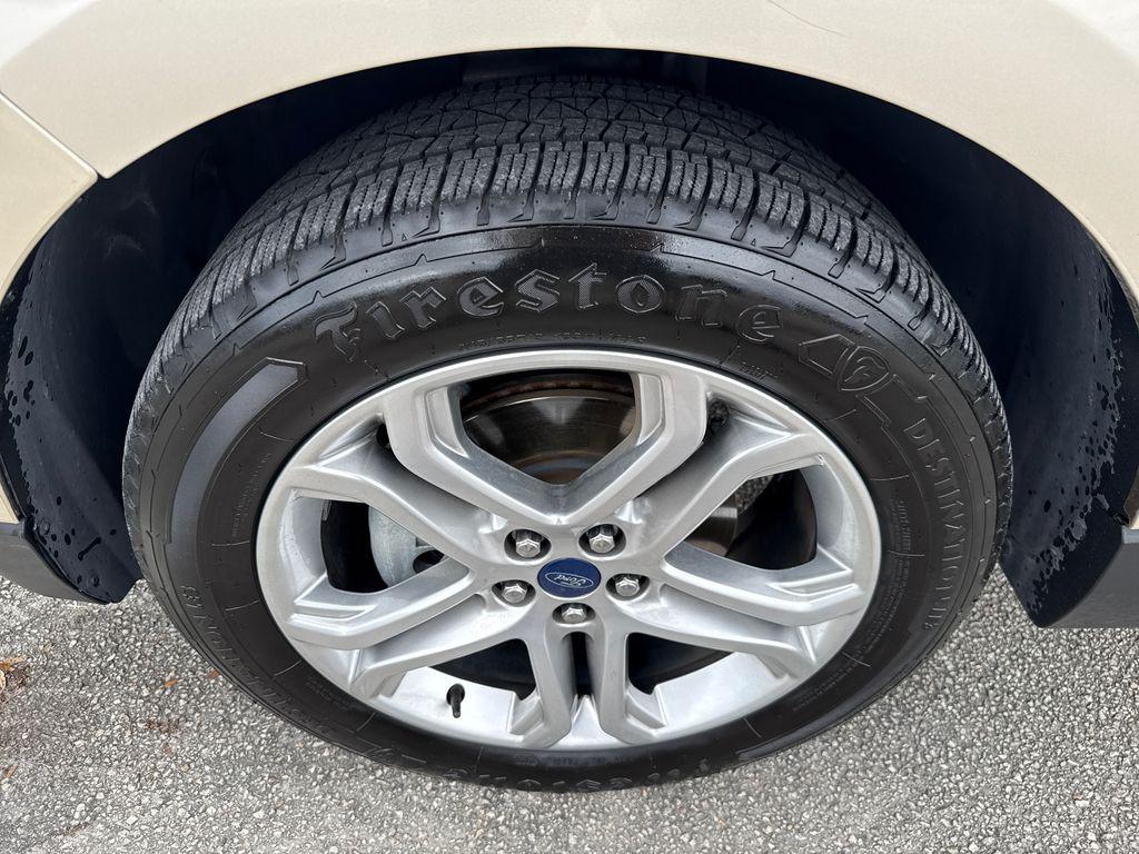 used 2018 Ford Edge car, priced at $15,901