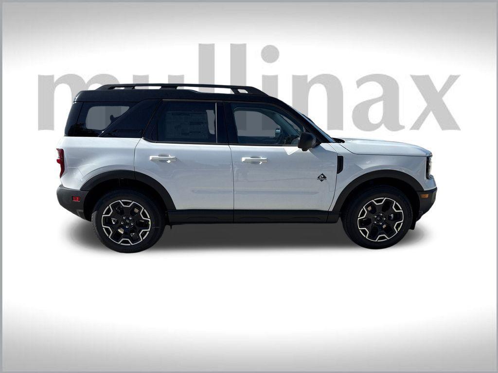 new 2025 Ford Bronco Sport car, priced at $39,146