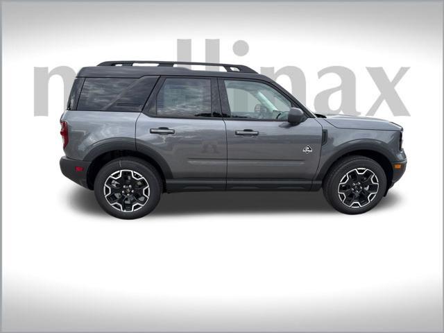 new 2025 Ford Bronco Sport car, priced at $40,082
