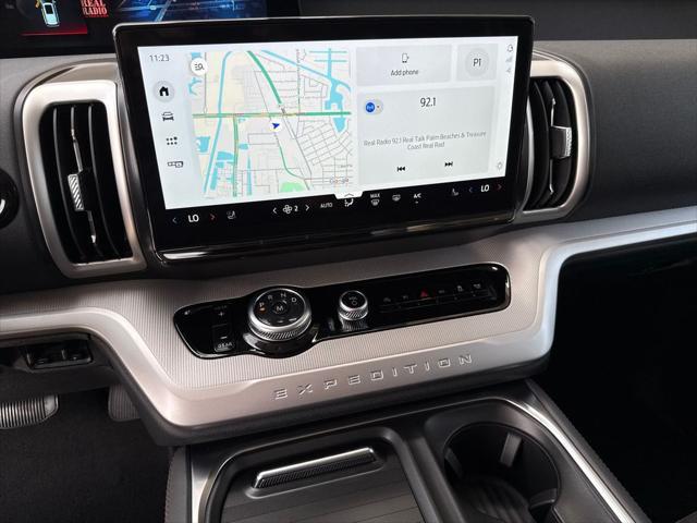 new 2025 Ford Expedition Max car, priced at $69,587