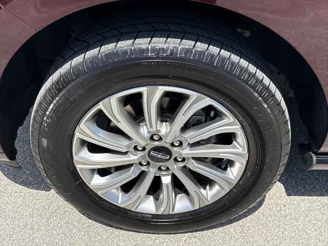 used 2024 Lincoln Navigator car, priced at $63,901