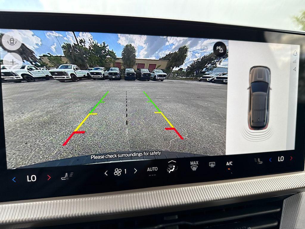 new 2025 Ford Explorer car, priced at $40,158