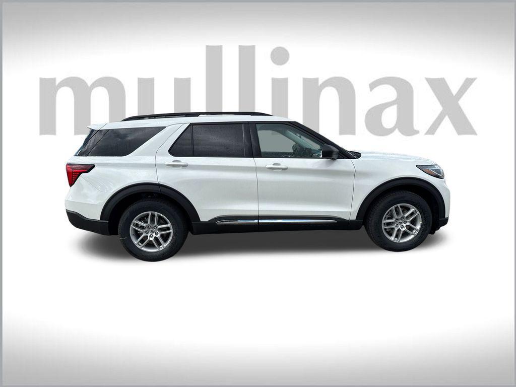 new 2025 Ford Explorer car, priced at $40,158