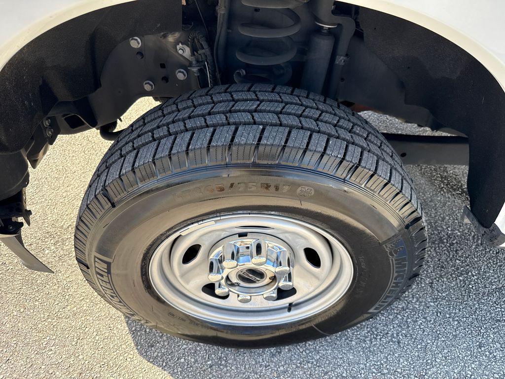 used 2021 Ford F-350 car, priced at $40,901