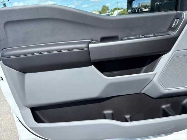 new 2025 Ford F-350 car