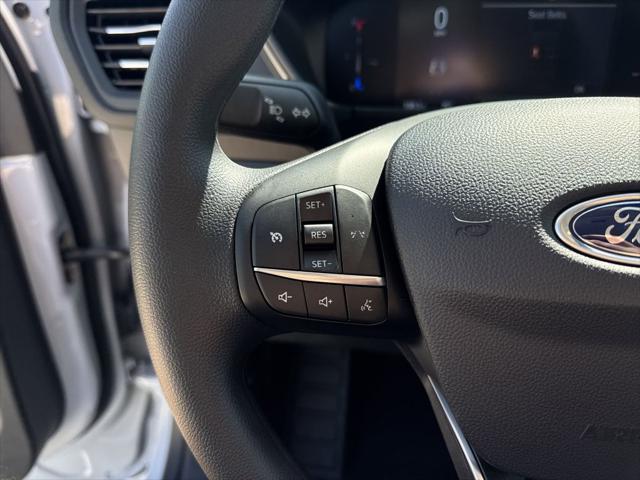 new 2025 Ford Escape car, priced at $27,759