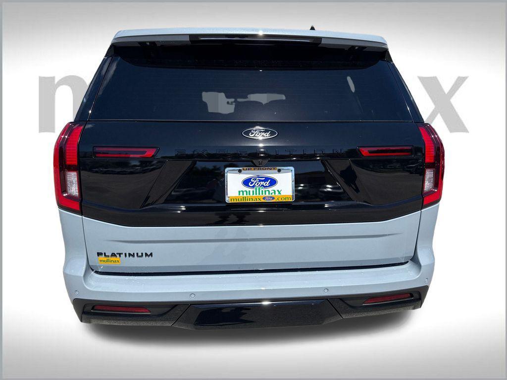 new 2025 Ford Expedition car, priced at $81,859