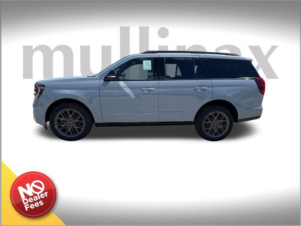 new 2025 Ford Expedition car, priced at $81,859