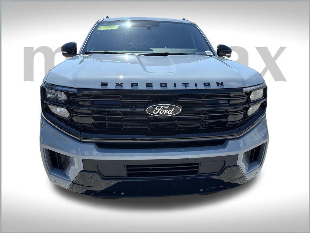 new 2025 Ford Expedition car, priced at $81,859