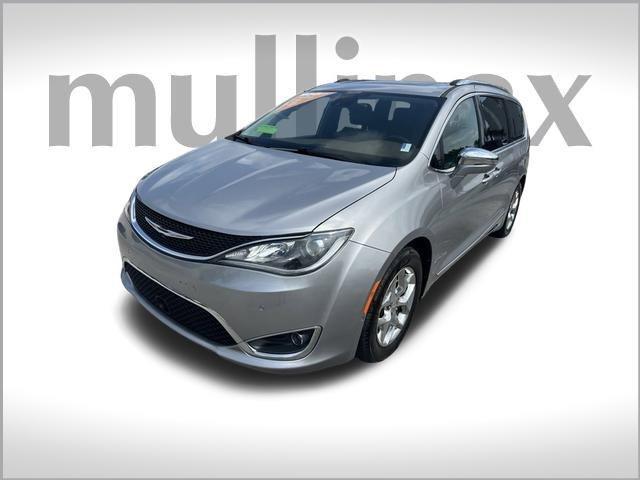 used 2017 Chrysler Pacifica car, priced at $15,501