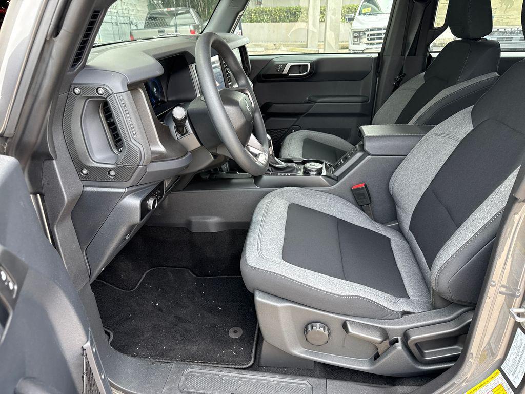 new 2025 Ford Bronco car, priced at $39,892