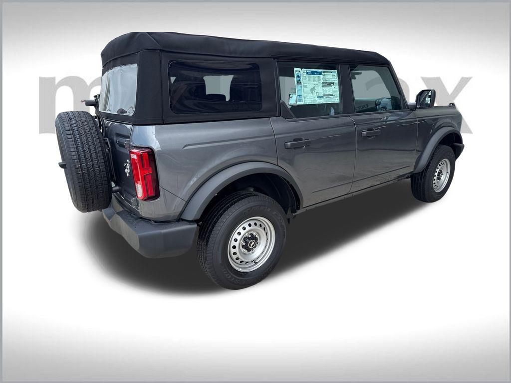 new 2025 Ford Bronco car, priced at $39,892