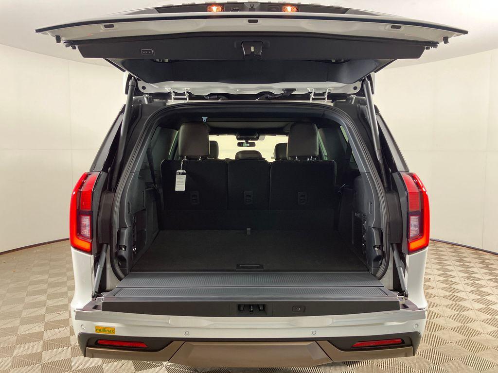 new 2025 Ford Expedition Max car, priced at $87,376