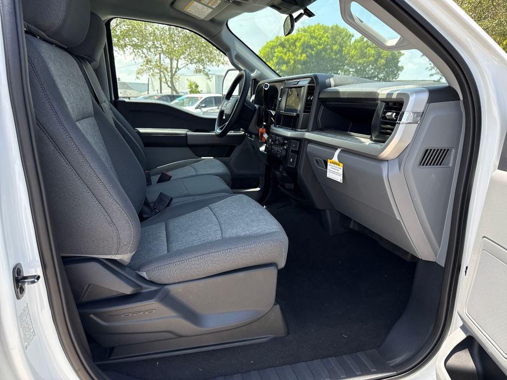new 2025 Ford F-250 car, priced at $65,019