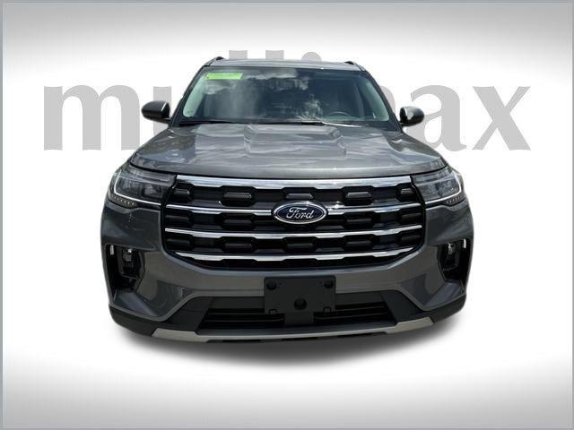 new 2025 Ford Explorer car, priced at $39,772