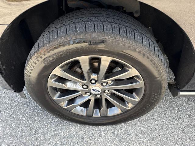 used 2021 Ford Expedition car, priced at $38,901