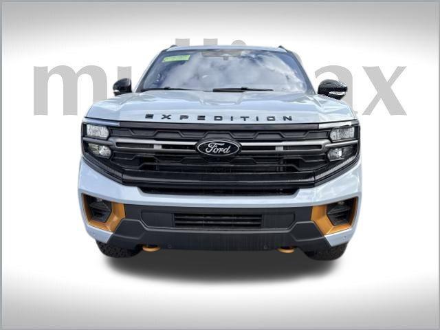 new 2025 Ford Expedition car, priced at $81,937
