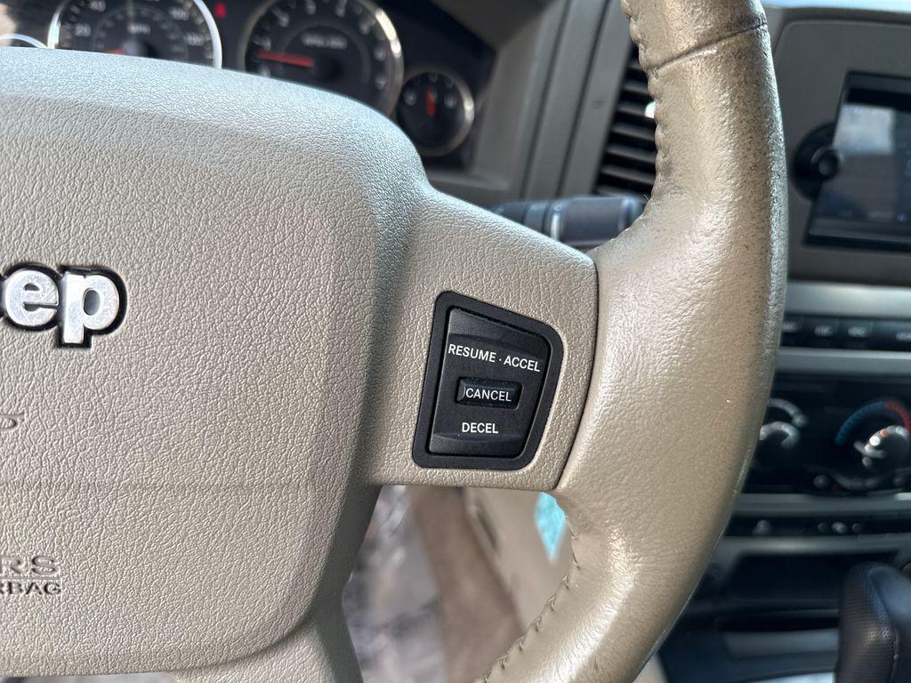 used 2007 Jeep Grand Cherokee car, priced at $6,500