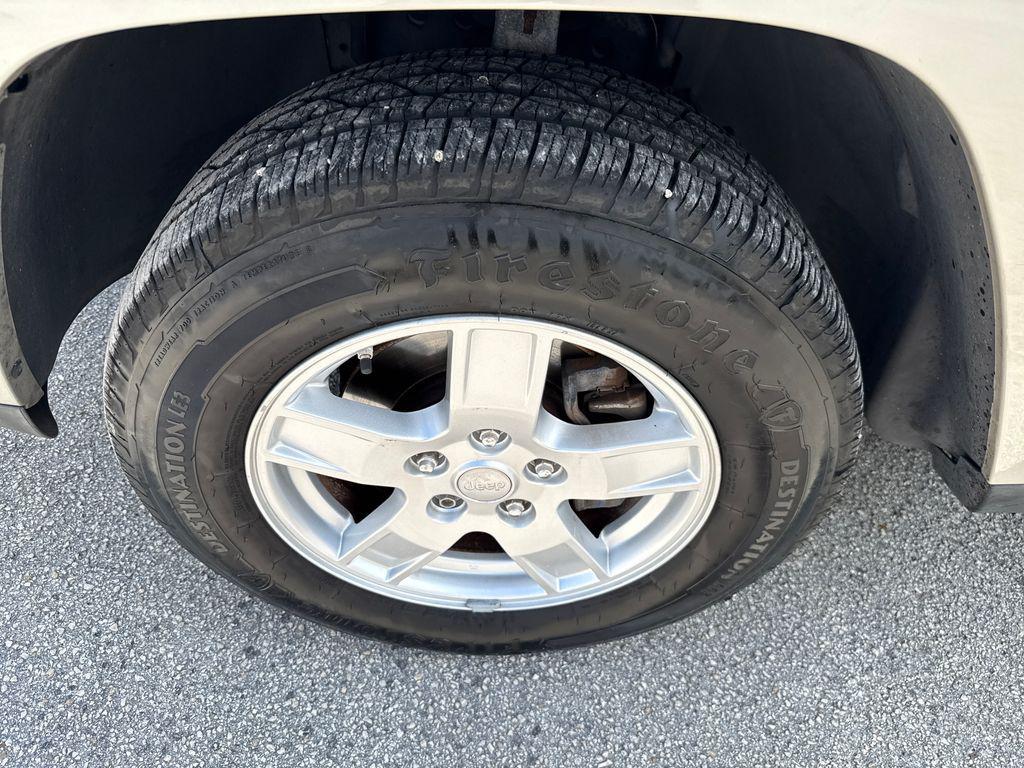 used 2007 Jeep Grand Cherokee car, priced at $6,500